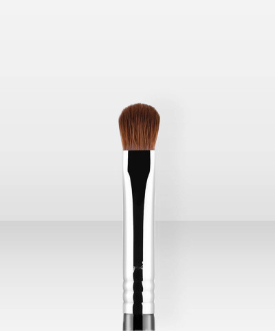 Sigma Beauty E54  Medium Sweeper™ Brush