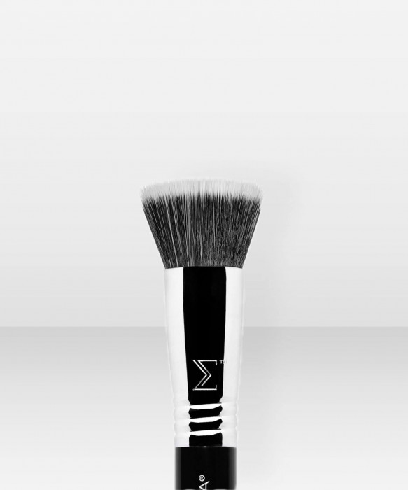 Sigma Beauty F80 AIR FLAT KABUKI™ meikkivoidesivellin meikkisivellin